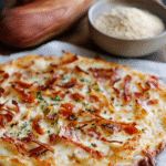 Low-Carb Flammkuchen mit Mandelmehl