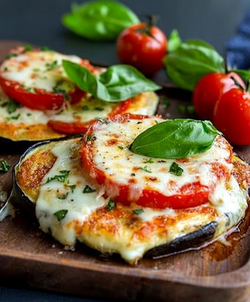 Mit Mozzarella überbackene Low Carb Auberginen Schnitzel verzaubern!