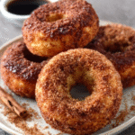 Keto Donuts mit Zimt und Erythrit