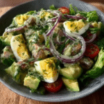Keto-Heringssalat mit Avocado-Dressing (Nordic-inspired)