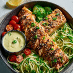 Keto-Sesam-Lachs mit Wasabi-Mayo