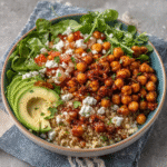 Eiweißreiche Kichererbsen-Bowl mit Keto-Twist (weniger Getreide)