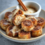 Keto Spanische Churro-Bites mit Zimt-Vanille-Creme