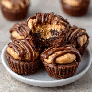 Mini-Erdnussbutter-Schoko-Fudge-Häppchen