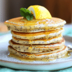 Zitronen-Mohn-Mandelmehl-Pfannkuchen