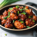 Zuckerfreies Keto General Tso Hähnchen aus der Heißluftfritteuse