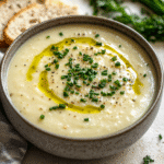 Cremige Keto Blumenkohlsuppe