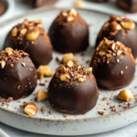 Keto Erdnussbutter Schokoladen Fettbomben